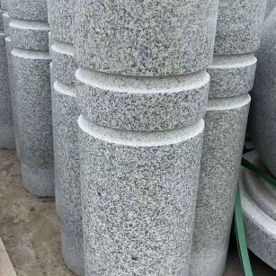 阜阳 芝麻白花岗岩挡车柱、隔离柱多少钱