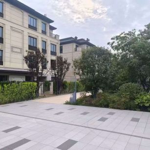 阜阳 芝麻白与芝麻白搭配铺装，尺寸1200*600