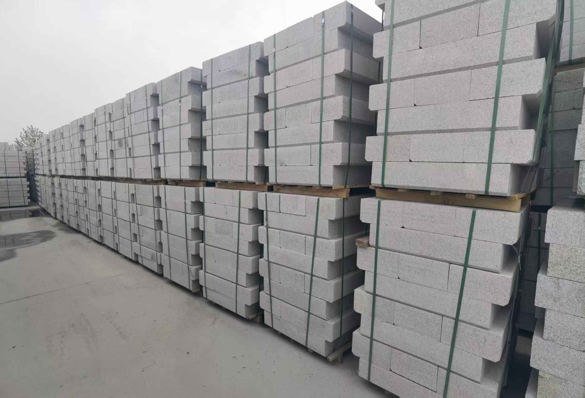 阜阳 芝麻白路沿石