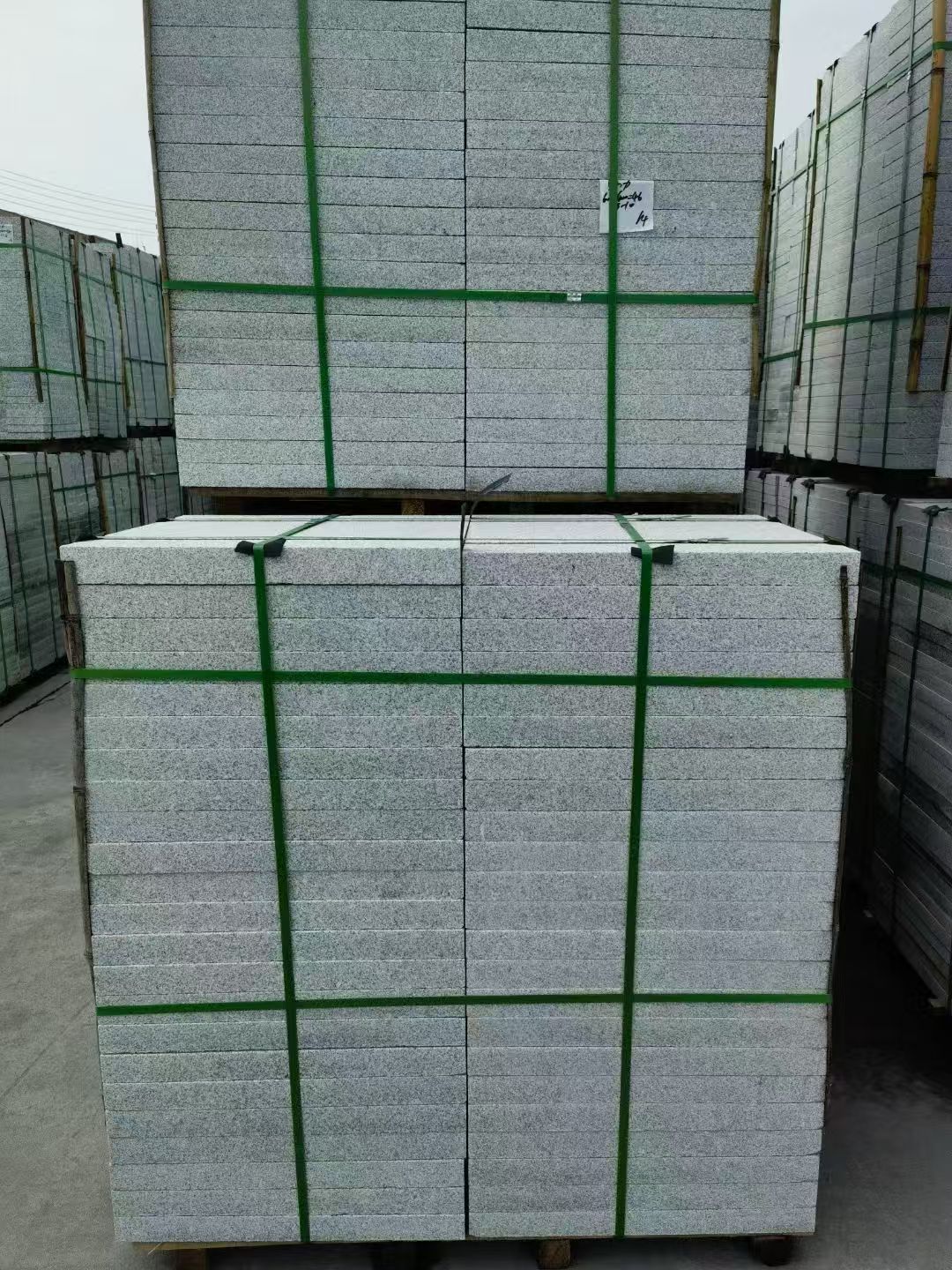 阜阳 火烧面地铺石，街道广场园林市政工程板，1.8~5.0厚均有现货