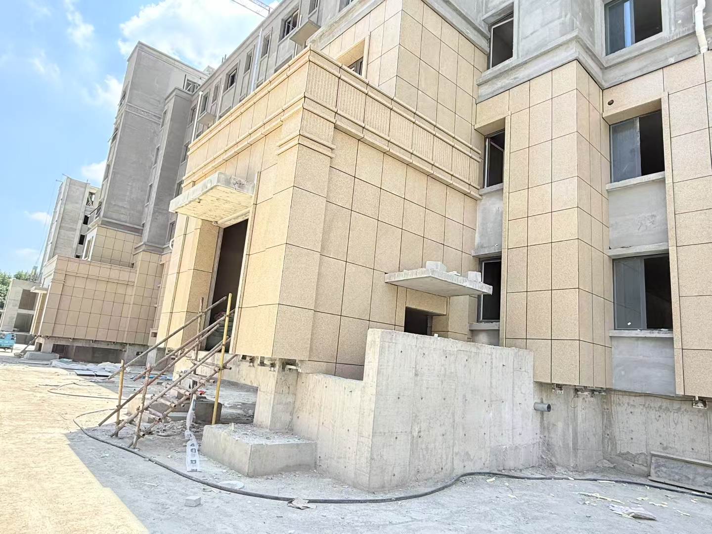 阜阳 黄金麻干挂，工地实拍