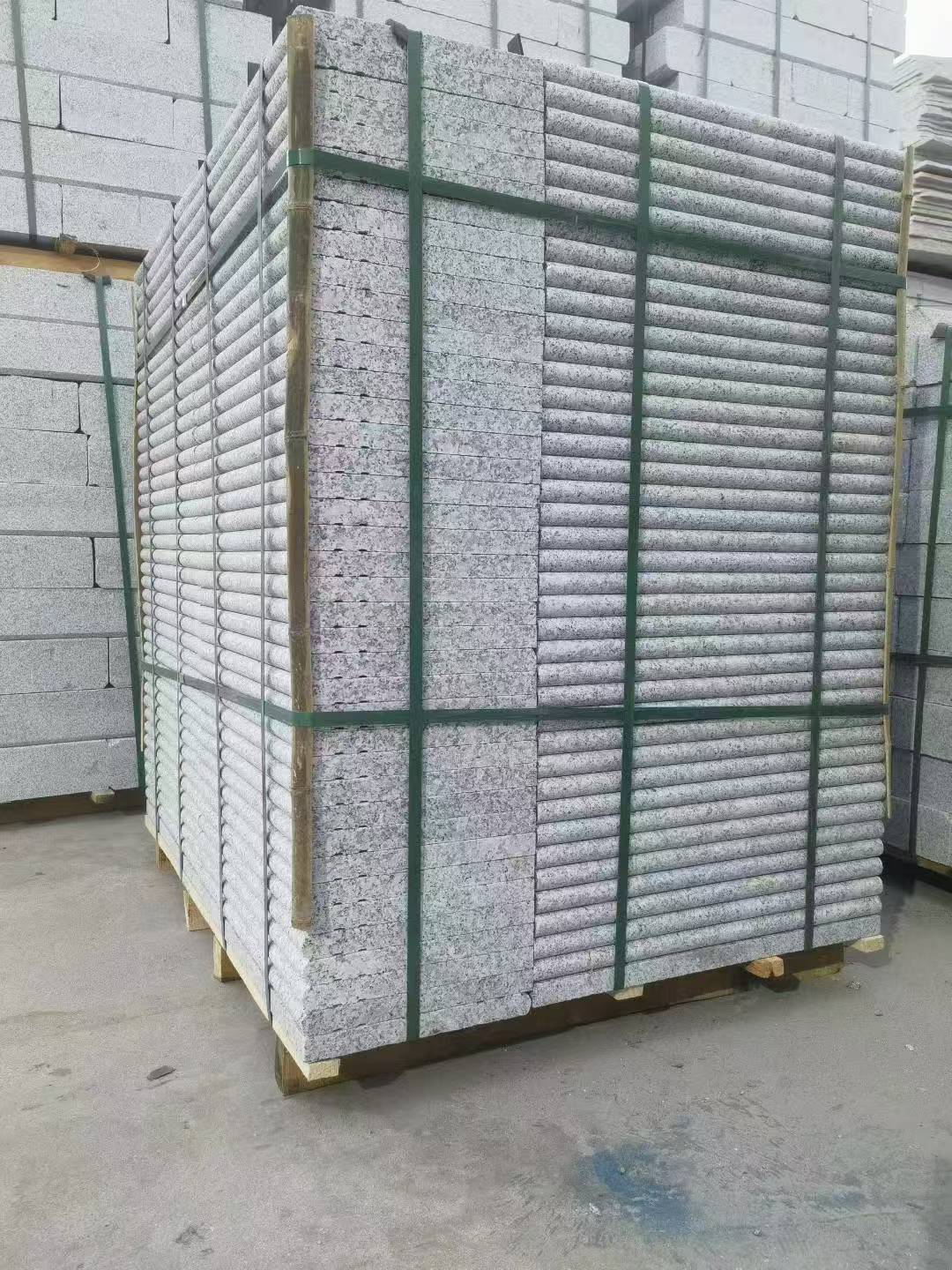 阜阳 芙蓉白3公分厚磨圆边、拉槽，楼梯踏步